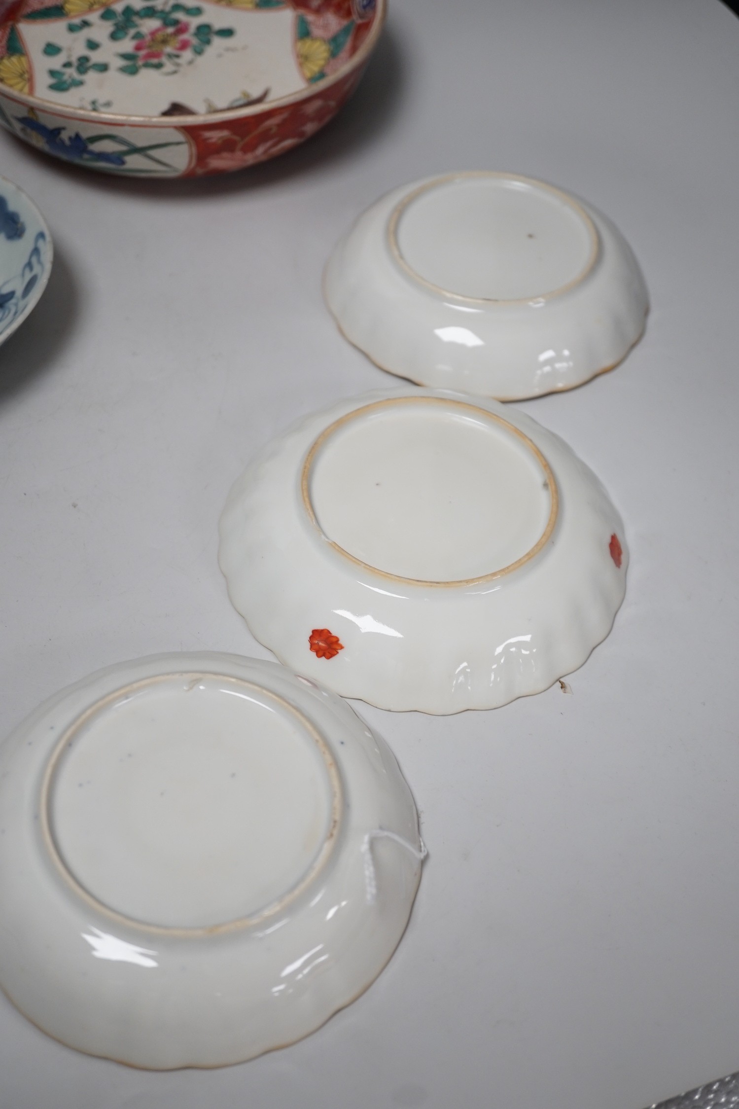 A Chinese famille rose bottle vase, 17cm tall, together with a group of oriental porcelain